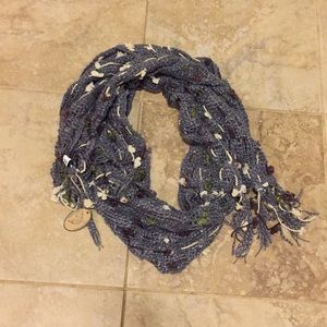 Gray fringe scarf